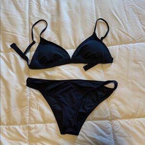 NWOT Roxy bikini top and bottom